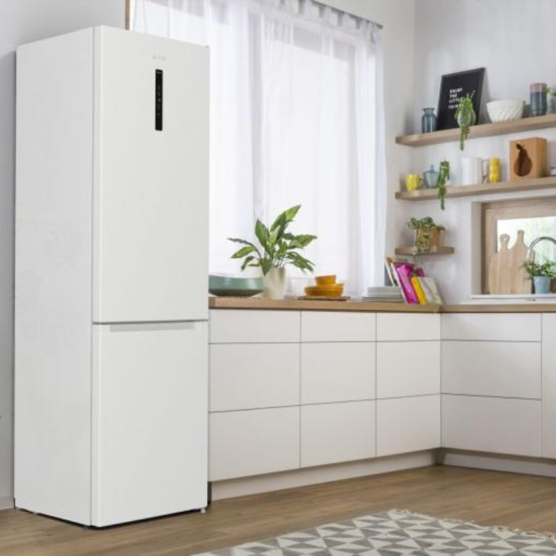 Gorenje kombinovani frižider NRK6202AW4