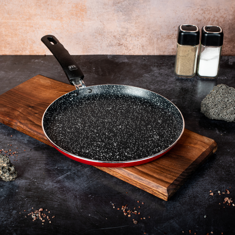 Metalac tiganj za pala?inke MAGMA CRVENA 28cm